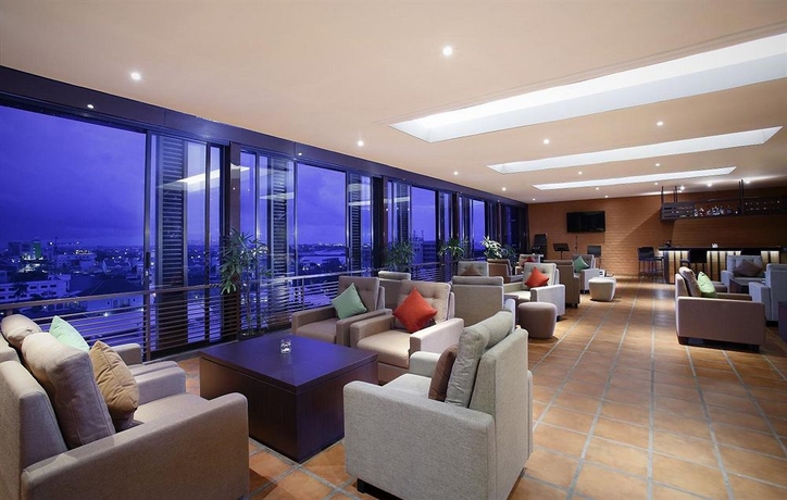Imagen de los interiores del Hotel Santika Makassar - Chse Certified. Foto 11