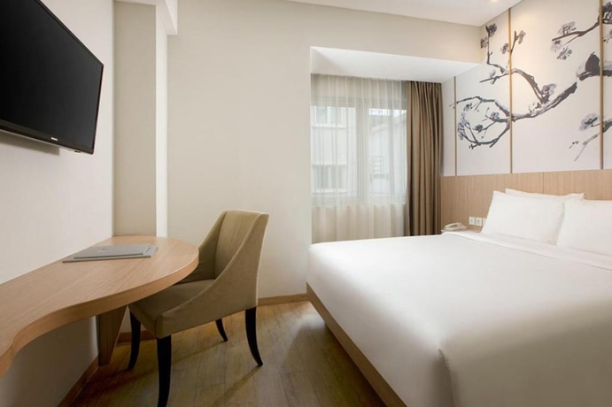 Imagen de la habitación del Hotel Santika Mega City Bekasi. Foto 7