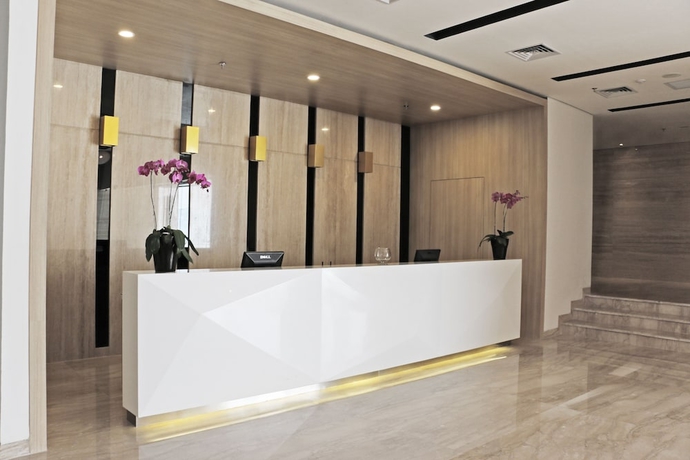 Imagen de los interiores del Hotel Santika Mega City Bekasi. Foto 18