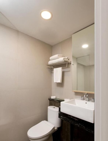 Imagen de la habitación del Hotel Santika Mega City Bekasi. Foto 15