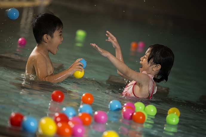 Imagen de la piscina del Hotel Santika Mega City Bekasi. Foto 19