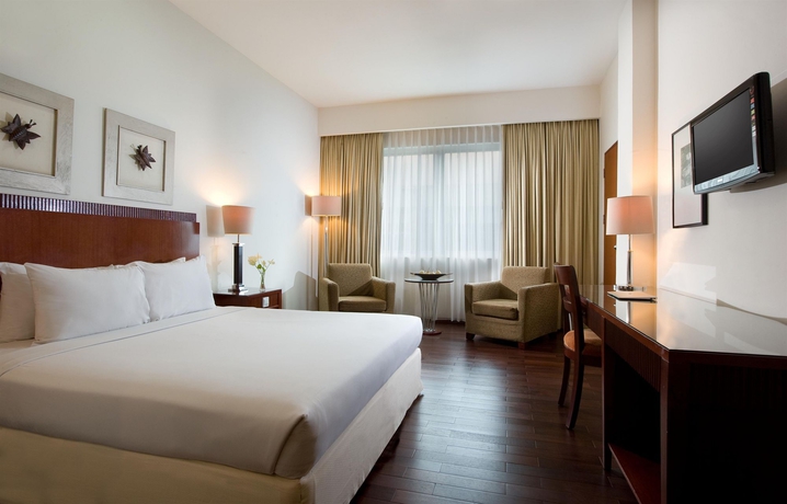 Imagen de la habitación del Hotel Santika Pontianak. Foto 2