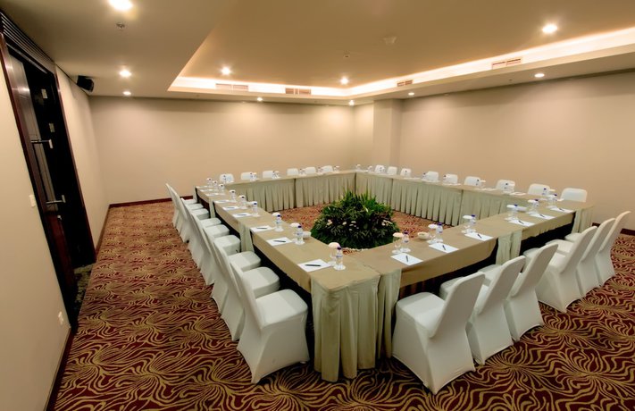 Imagen de los interiores del Hotel Santika Premiere Gubeng - Surabaya. Foto 12