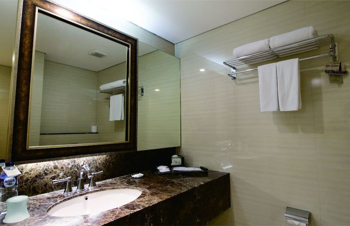 Imagen de la habitación del Hotel Santika Premiere Jogja - Chse Certified. Foto 3
