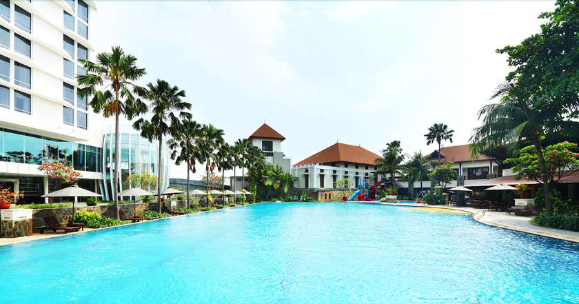 Imagen general del Hotel Santika Premiere Kota Harapan Indah. Foto 1