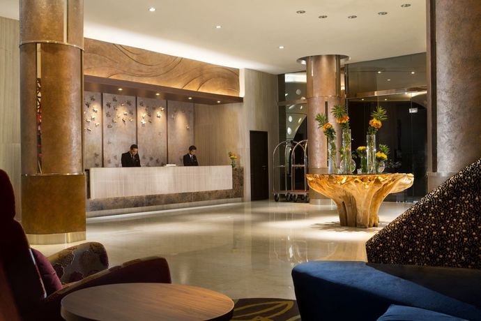Imagen de los interiores del Hotel Santika Premiere Kota Harapan Indah. Foto 8