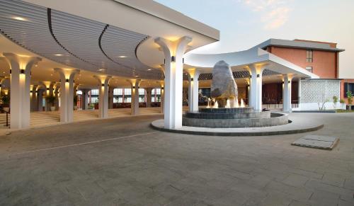 Imagen general del Hotel Santika Premiere Linggarjati - Kuningan. Foto 4