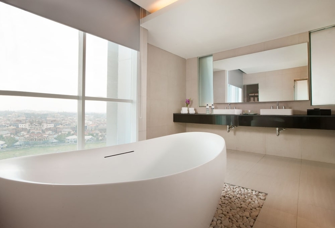 Imagen de la habitación del Hotel Santika Radial Palembang. Foto 12