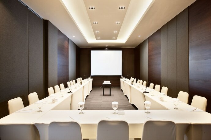 Imagen de los interiores del Hotel Santika Sukabumi. Foto 11