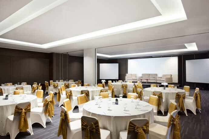 Imagen de los interiores del Hotel Santika Sukabumi. Foto 14