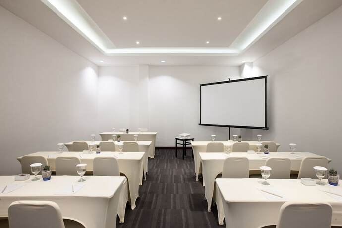 Imagen de los interiores del Hotel Santika Sukabumi. Foto 15