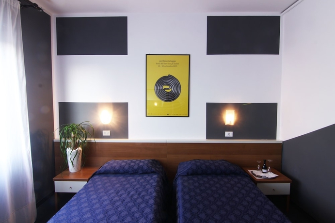 Imagen de la habitación del Hotel Santin. Foto 5