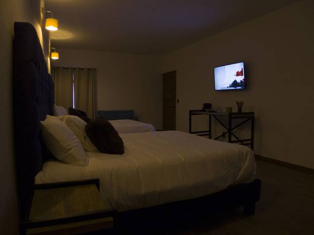 Imagen de la habitación del Hotel Santiurde. Foto 6