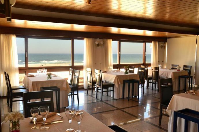 Imagen del bar/restaurante del Hotel Santo Andre. Foto 2