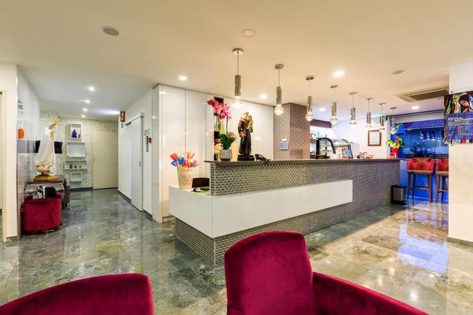 Imagen de los interiores del Hotel Santo António de Pádua. Foto 11