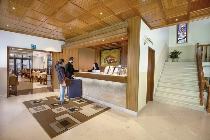 Imagen de los interiores del Hotel Santo Antonio De Fatima. Foto 16