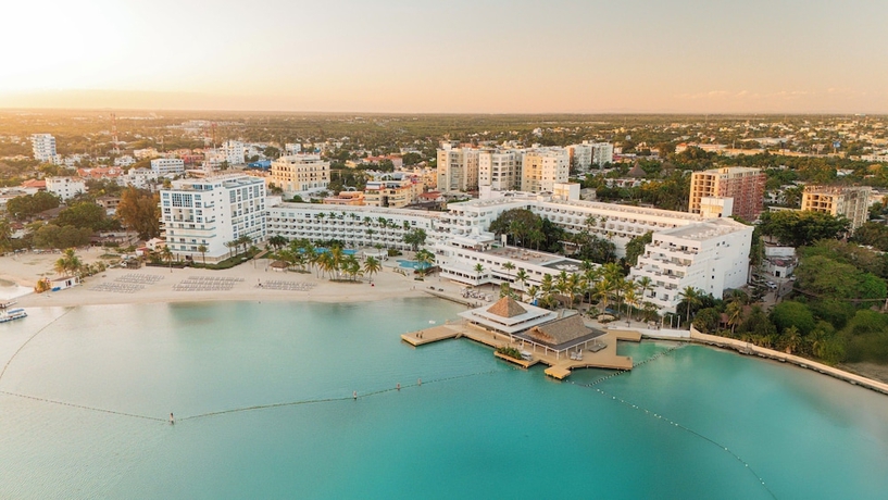 Imagen general del Hotel Santo Domingo Bay Convention Resort and Casino. Foto 1