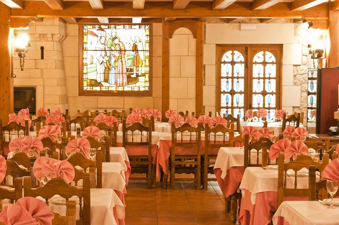 Imagen del bar/restaurante del Hotel Santo Domingo De Silos, SANTO DOMINGO DE SILOS. Foto 2