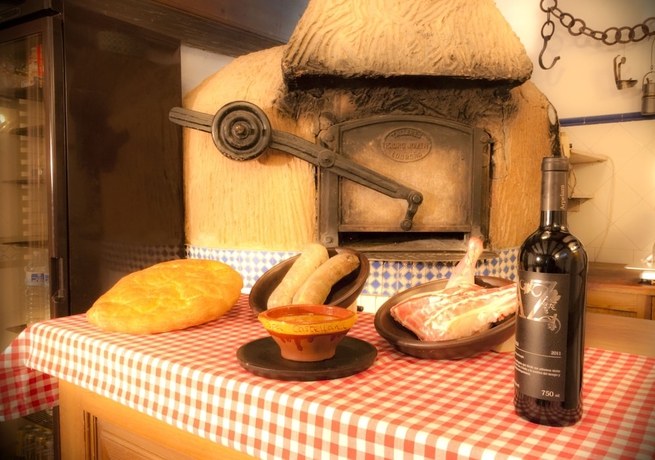 Imagen del bar/restaurante del Hotel Santo Domingo De Silos, SANTO DOMINGO DE SILOS. Foto 6