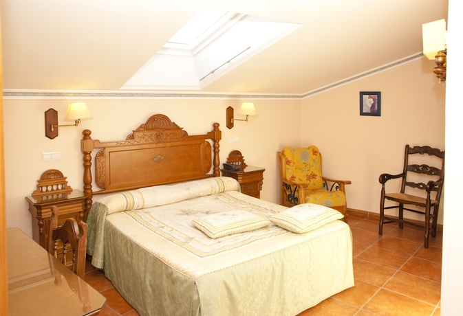 Imagen de la habitación del Hotel Santo Domingo De Silos, SANTO DOMINGO DE SILOS. Foto 8