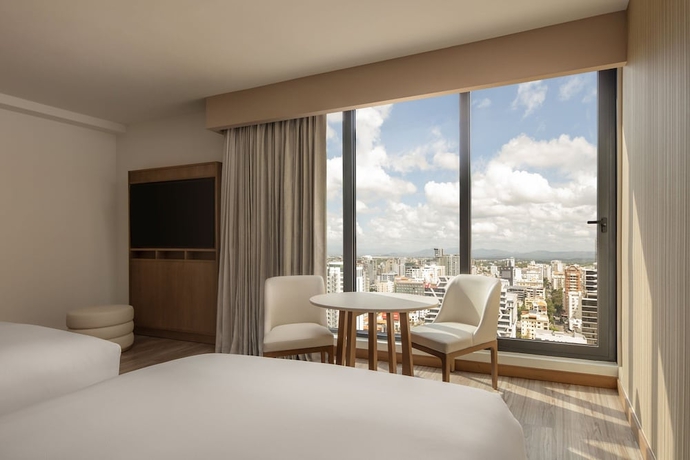 Imagen de la habitación del Hotel Santo Domingo Marriott Piantini. Foto 11