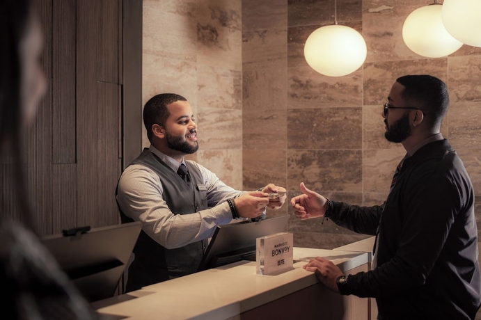 Imagen de los interiores del Hotel Santo Domingo Marriott Piantini. Foto 15