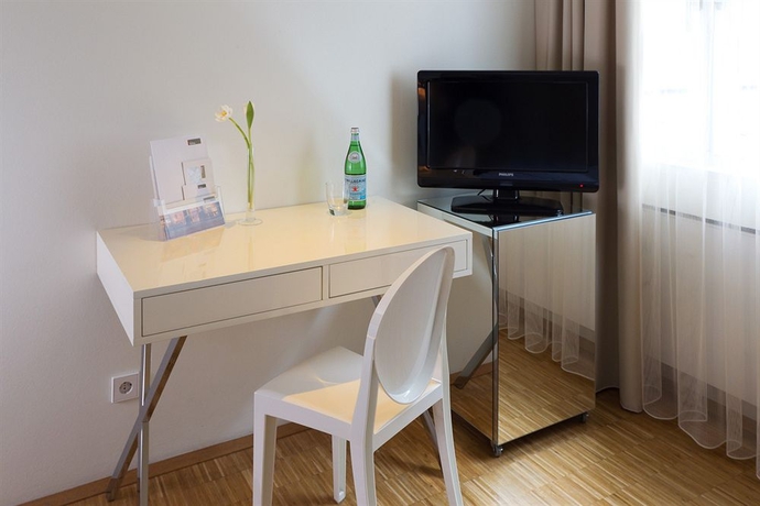 Imagen de la habitación del Hotel Santo. Foto 12