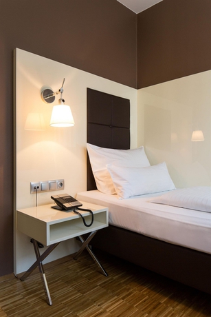 Imagen de la habitación del Hotel Santo. Foto 13