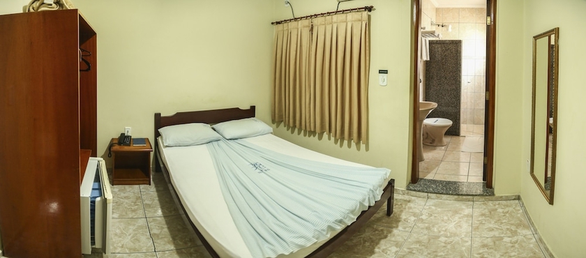 Imagen de la habitación del Hotel Santo Graal. Foto 8