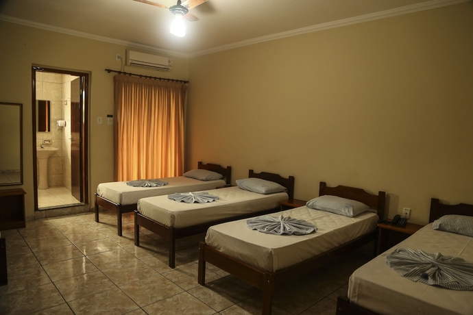 Imagen de la habitación del Hotel Santo Graal. Foto 10