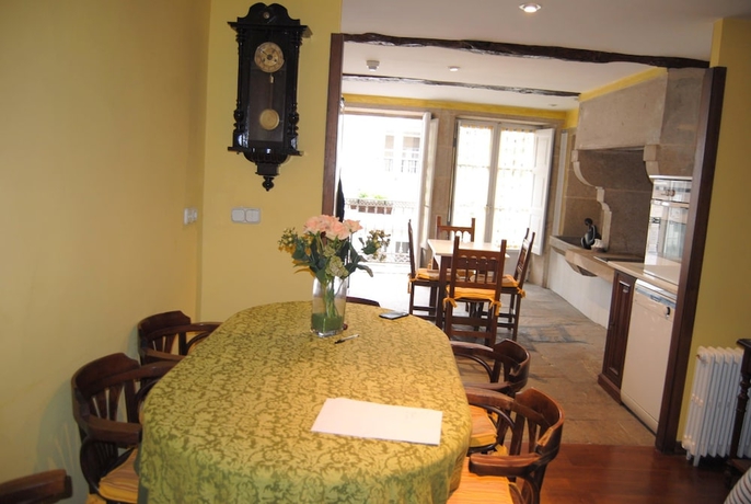 Imagen de los interiores del Hotel Santo Grial. Foto 19