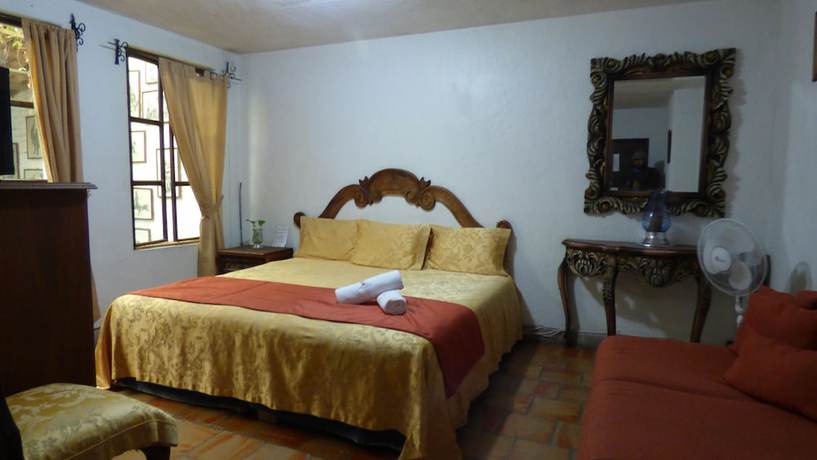 Imagen de la habitación del Hotel Santo Santiago. Foto 3