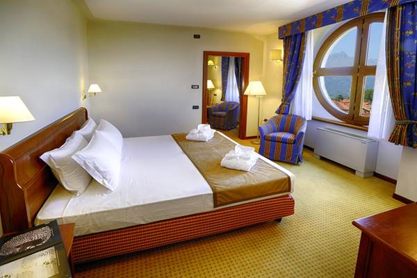 Imagen de la habitación del Hotel Santo Stefano Spa Relais. Foto 4