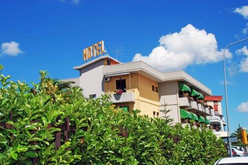 Imagen de la habitación del Hotel Santoianni. Foto 2