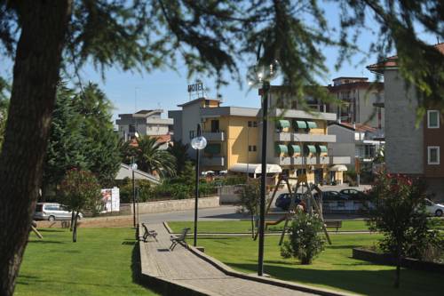 Imagen de la habitación del Hotel Santoianni. Foto 3