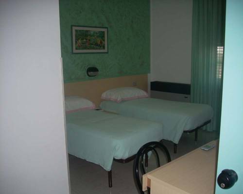 Imagen de la habitación del Hotel Santoianni. Foto 13