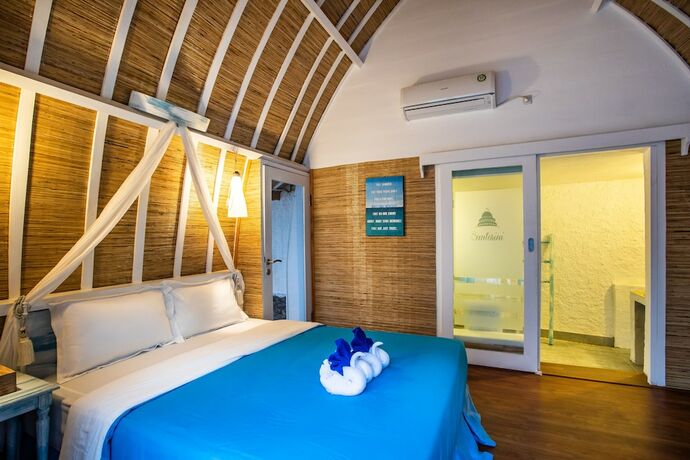 Imagen general del Hotel Santorini Beach Resort. Foto 12