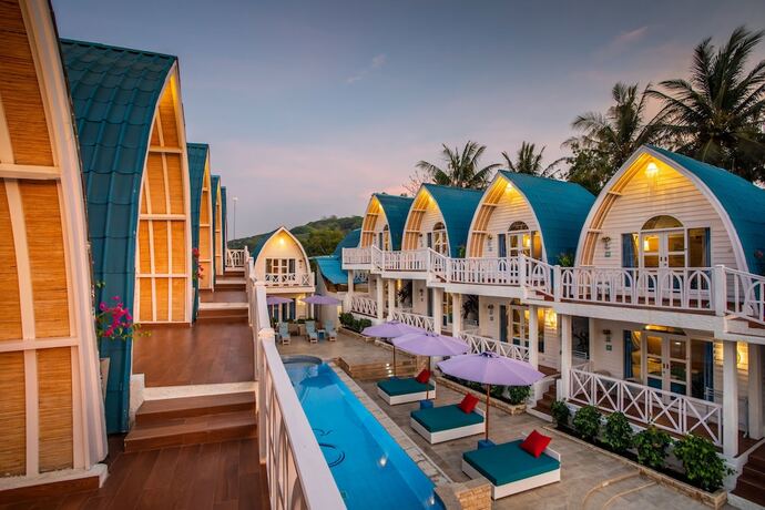 Imagen de la habitación del Hotel Santorini Beach Resort. Foto 14