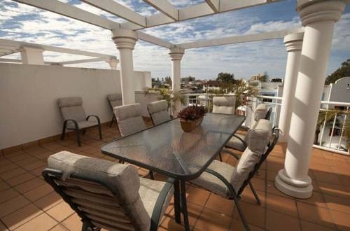 Imagen general del Hotel Santorini By The Sea Gold Coast. Foto 11