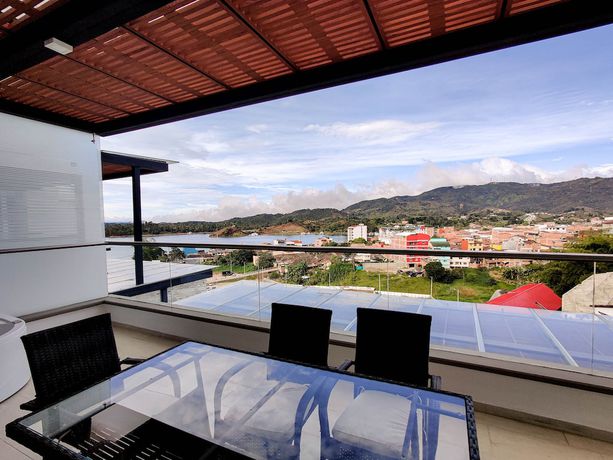 Imagen de la habitación del Hotel Santorini, Guatap&eacute;. Foto 3