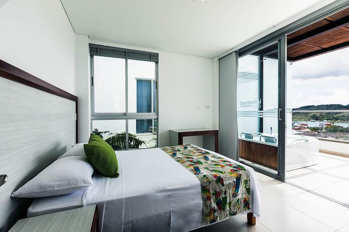 Imagen de la habitación del Hotel Santorini, Guatap&eacute;. Foto 13
