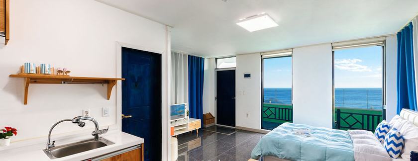 Imagen de la habitación del Hotel Santorini N Pension. Foto 6