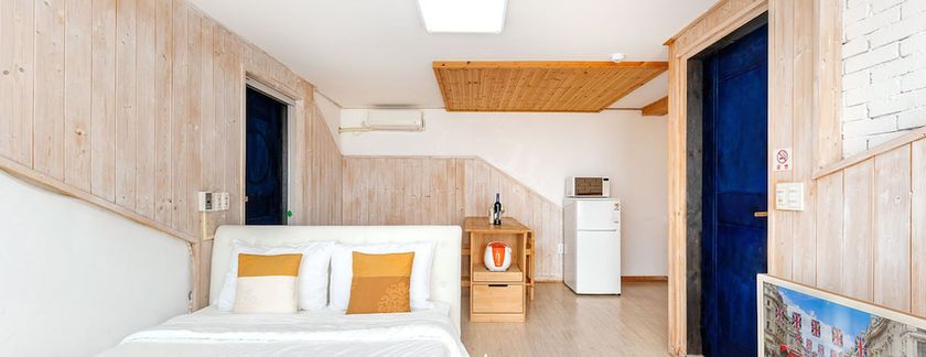 Imagen de la habitación del Hotel Santorini N Pension. Foto 8