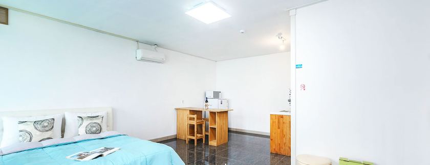 Imagen de la habitación del Hotel Santorini N Pension. Foto 15