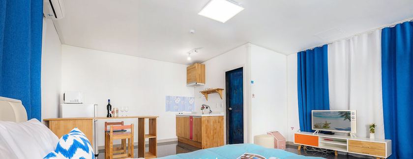 Imagen de la habitación del Hotel Santorini N Pension. Foto 17