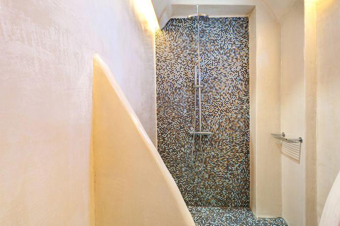 Imagen de la habitación del Hotel Santorini Secret Premium. Foto 8