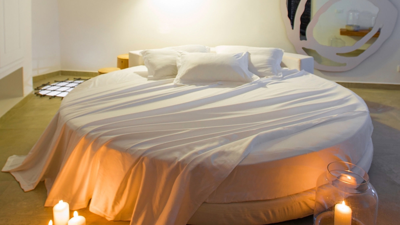 Imagen de la habitación del Hotel Santorini Secret Suites and Spa. Foto 9