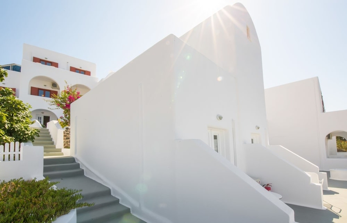 Imagen de los interiores del Hotel Santorini View. Foto 19