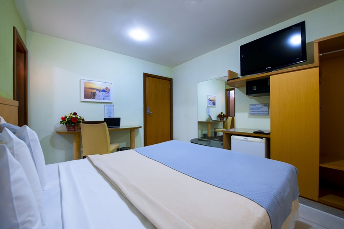 Imagen de la habitación del Hotel Santorini, Vila Velha. Foto 11