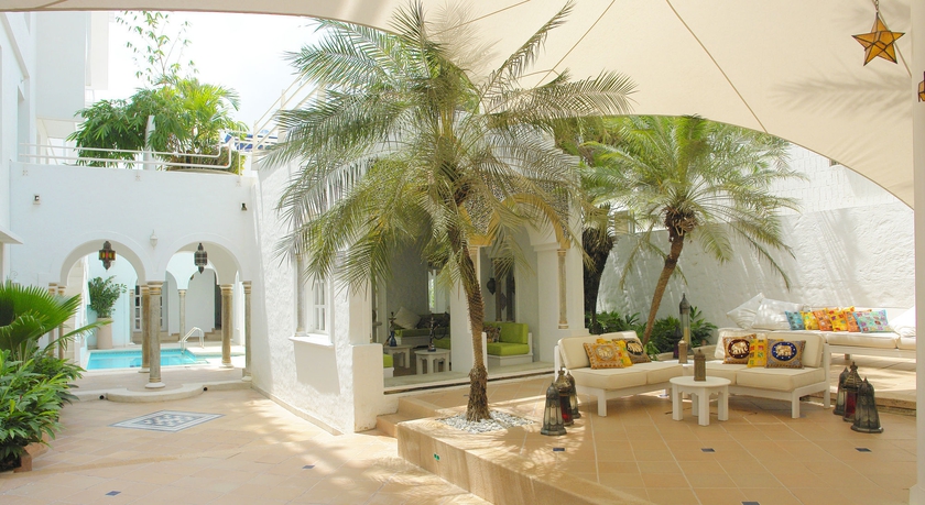 Imagen de los interiores del Hotel Santorini and Resort. Foto 11